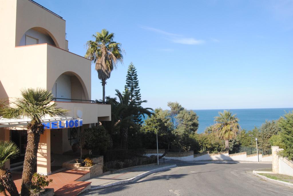 Helios Hotel Crotone Exterior photo